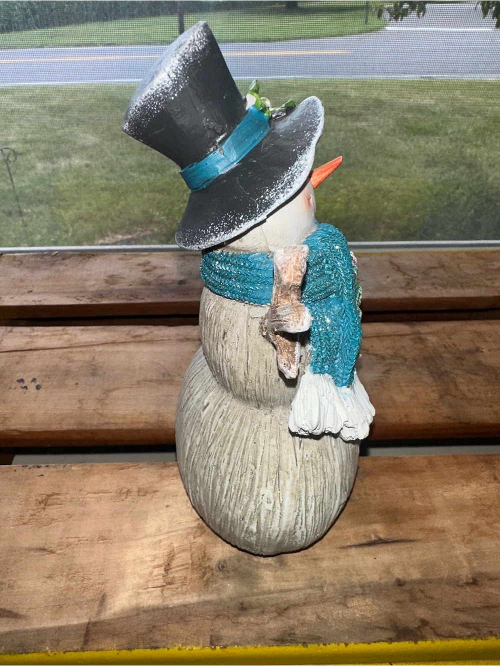 Costal or Beach-themed Christmas snowman figurine - EUC - Like New - Picture 2 of 4
